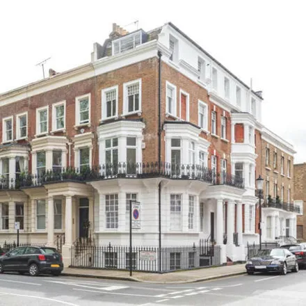 Buy this 2 bed apartment on 43 Tedworth Square in London, SW3 4DP