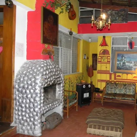 Rent this 2 bed house on Quito in La Floresta, EC