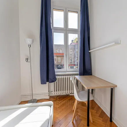 Rent this 9 bed room on Kaiser-Friedrich-Straße 48 in 10627 Berlin, Germany