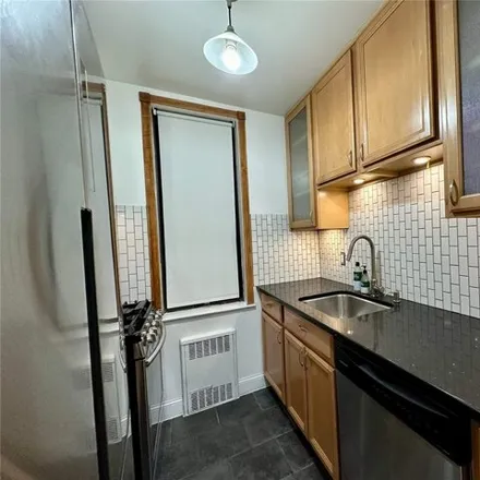 Image 1 - 112-19 34th Avenue, New York, NY 11368, USA - Apartment for sale