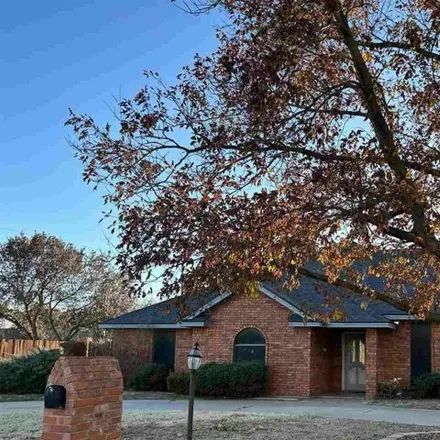 Buy this 3 bed house on 1016 Coulter Drive in Burkburnett, TX 76354