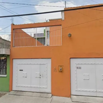 Buy this 6 bed house on Calle Agustín Melgar in Unidad Habitacional Gamma Gavilán, 09300 Mexico City