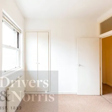 Image 4 - Ivinghoe Road, Lodge Avenue, London, RM8 2JL, United Kingdom - Apartment for rent