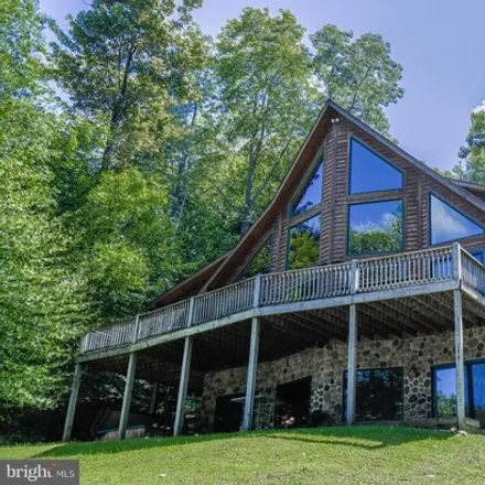 Buy this 6 bed house on 237 Sloan Tract Road in Garrett County, MD 21550