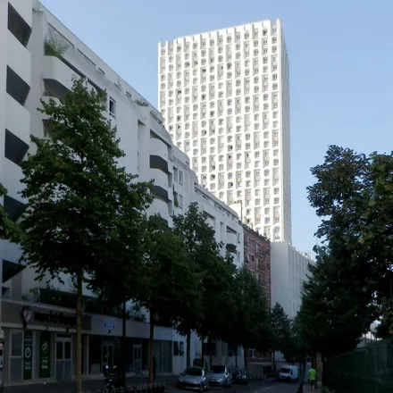 Image 2 - Tour Giralda, 2-4 Square Vitruve, 75020 Paris, France - Apartment for rent