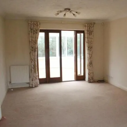 Image 2 - The Mounts, Long Buckby, NN6 7YQ, United Kingdom - House for rent