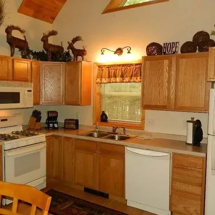 Rent this 3 bed house on Rhinelander in WI, 54501