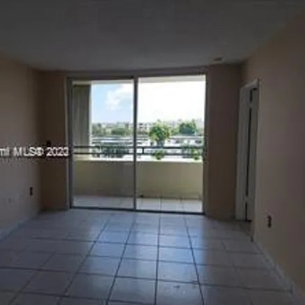 Image 3 - 8320 Northwest 8th Street, Miami-Dade County, FL 33126, USA - Condo for rent