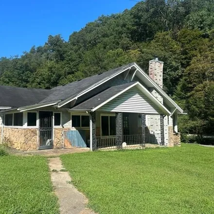 Buy this 2 bed house on 74 Hillcrest Heights in Pike County, KY 41501