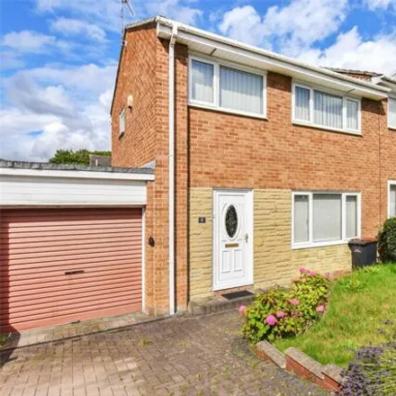 Buy this 3 bed duplex on 5 Ashkirk Close in Chester Moor, DH2 3HY