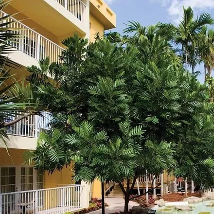 Image 5 - Pompano Beach, FL - Condo for rent