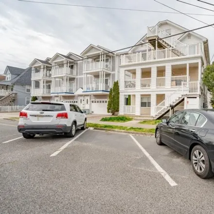 Image 3 - 136 East Youngs Avenue, Wildwood, NJ 08260, USA - Condo for sale