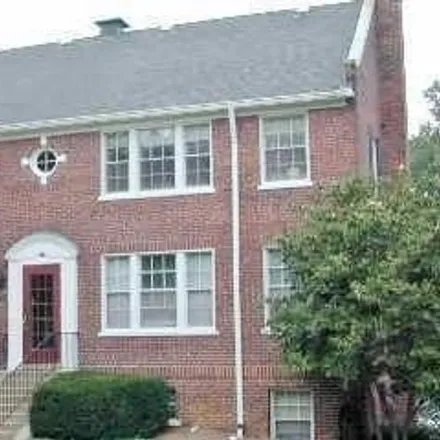 Rent this 1 bed condo on 1782 North Troy Street in Arlington, VA 22201