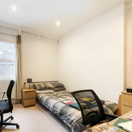 Image 8 - Bains & Co., 179 Goswell Road, London, EC1V 7HJ, United Kingdom - Apartment for sale