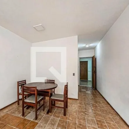 Rent this 3 bed apartment on Rua José Silva Figueiredo in Jardim Vitória, Guarujá - SP