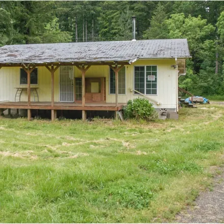 Buy this 2 bed house on 242 Hinkle Creek Road in Douglas County, OR 97479