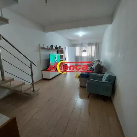 Rent this 4 bed house on Rua Araraquara in Bela Vista, Guarulhos - SP