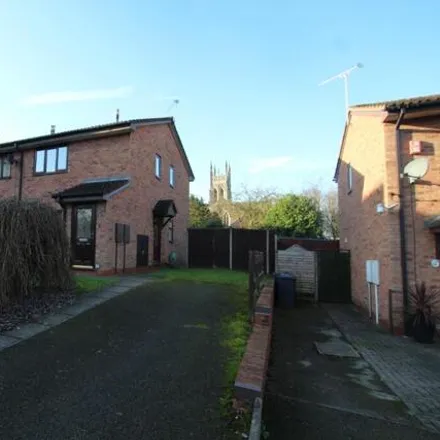 Rent this 1 bed apartment on The Cloisters in Burton-on-Trent, DE15 9AH