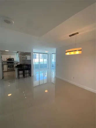 Image 4 - 1250 South Miami Avenue, Miami, FL 33130, USA - Condo for rent
