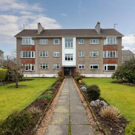 Buy this 2 bed apartment on King's Gardens in Newton Mearns, G77 5JD