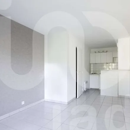 Image 1 - 855 Avenue du Maréchal Foch, 77190 Dammarie-les-Lys, France - Apartment for rent