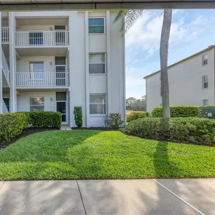 Image 2 - 8735 Olde Hickory Ave #8110 - Townhouse for sale