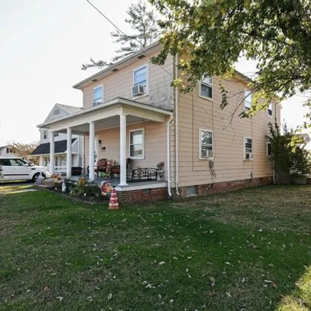 Image 2 - 720 Perimore Street, Cambridge, MD 21613, USA - House for sale