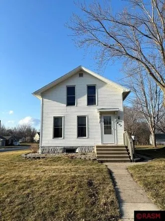 Buy this 2 bed house on 500 North Ramsey Street in Blue Earth, MN 56013