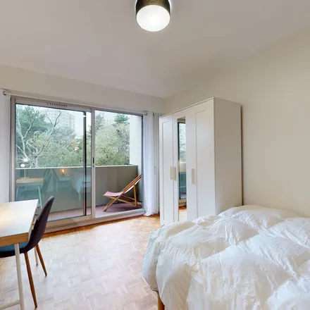 Rent this 1 bed apartment on 20 Avenue Benoît Frachon in 92000 Nanterre, France