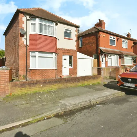 Buy this 3 bed house on Aldwyn Park Road