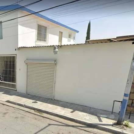 Buy this 4 bed house on Avenida Morenita Mía 1805 in Residencial Roble, 66418 San Nicolás de los Garza