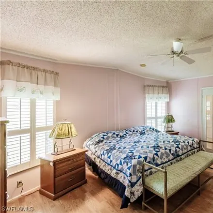 Image 5 - Cul De Sac 24, Pine Lakes, Lee County, FL, USA - Apartment for sale