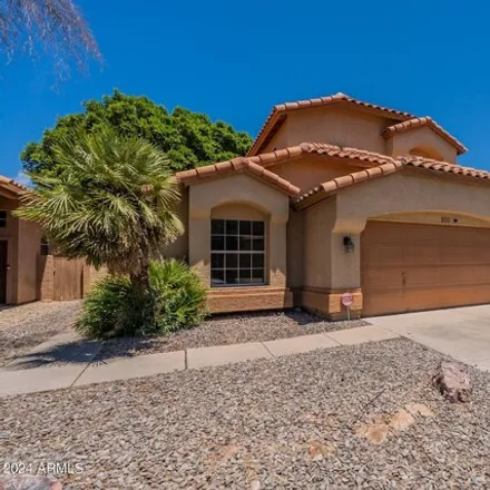 Buy this 3 bed house on 910 W Sun Coast Dr in Gilbert, Arizona