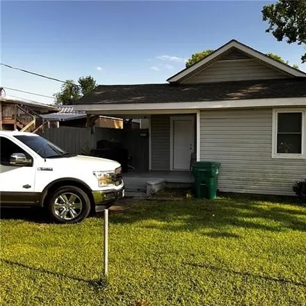 Buy this 6 bed house on 4824 4th Street in Marrero, LA 70072