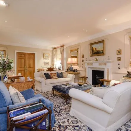 Rent this 7 bed apartment on Church Hill in London, SW19 7BN