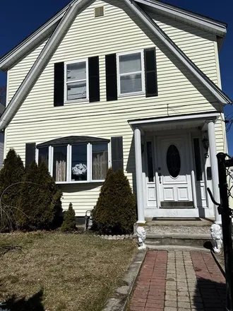 Buy this 3 bed house on 15 Barnum Street in Taunton, MA 02780