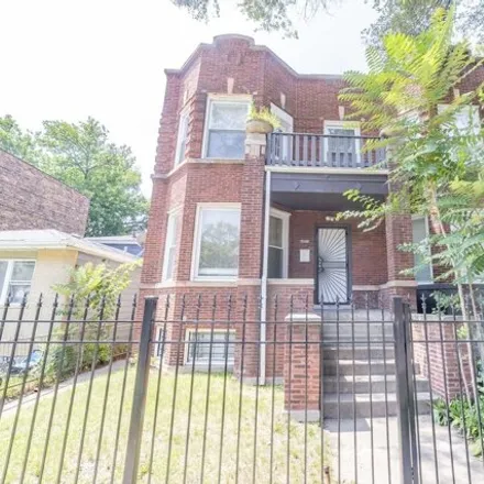 Buy this 3 bed house on 7400-7402 South Kenwood Avenue in Chicago, IL 60619