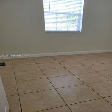 Image 6 - 677 Northeast 21st Terrace, Homestead, FL 33033, USA - Townhouse for rent