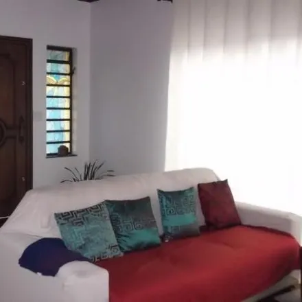 Buy this 3 bed house on Rua Henberto Simões do Vale in Cidade Ademar, São Paulo - SP