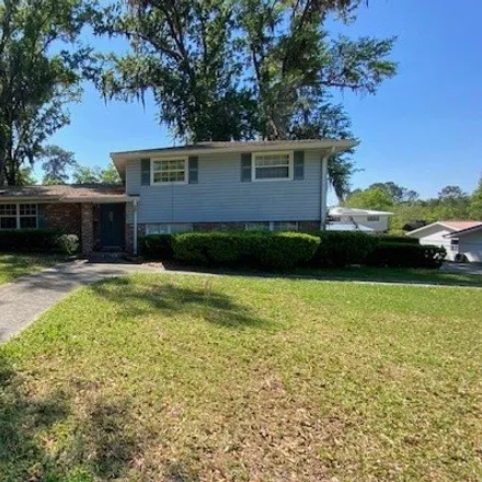 Buy this 3 bed house on 592 Southwest Arredondo Place in Lake City, FL 32025