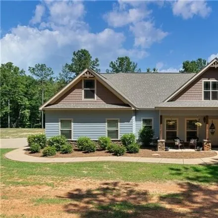 Buy this 5 bed house on 2535 Lee Road 330 in Smiths Station, Alabama