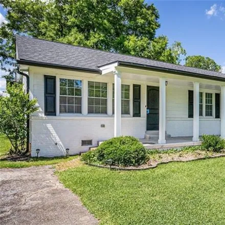 Buy this 3 bed house on 1349 West Poplar Street in Griffin, GA 30224