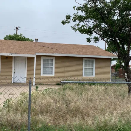 Rent this 3 bed house on 2209 29th Street in Lubbock, TX 79411