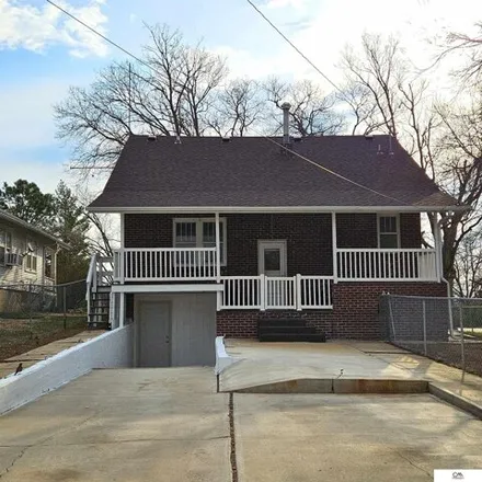 Image 3 - 8th Street, Fairbury, NE 68352, USA - House for sale