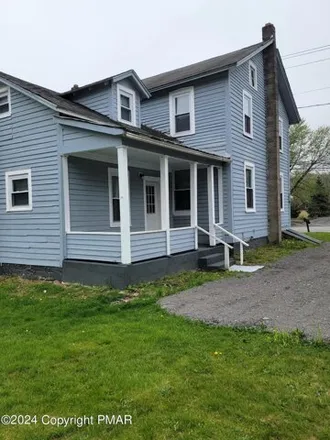 Rent this 3 bed apartment on Wendy's in 2789 Route 611, Tannersville