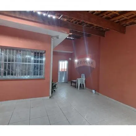 Buy this 3 bed house on Rua Hermógenes La Regina in Centro, Poá - SP