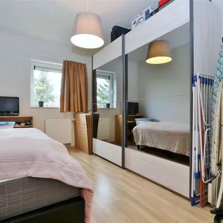 Rent this 2 bed apartment on Mouvauxstraat 1;3 in 1500 Halle, Belgium
