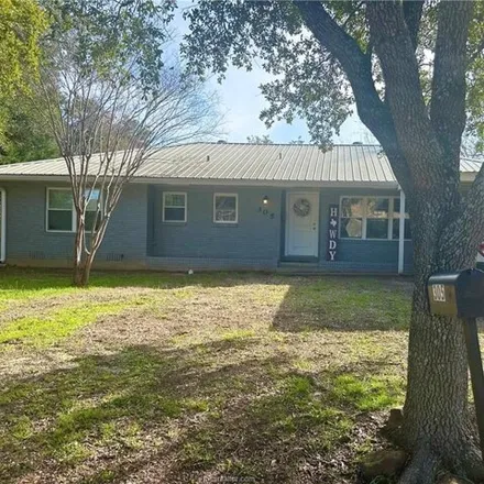 Rent this 4 bed house on 339 Laurel Street in Bryan, TX 77801