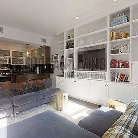 Image 7 - 686 Metropolitan Avenue, New York, NY 11211, USA - Apartment for rent