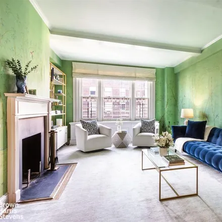 Buy this studio apartment on 164 EAST 72ND STREET 13A in New York